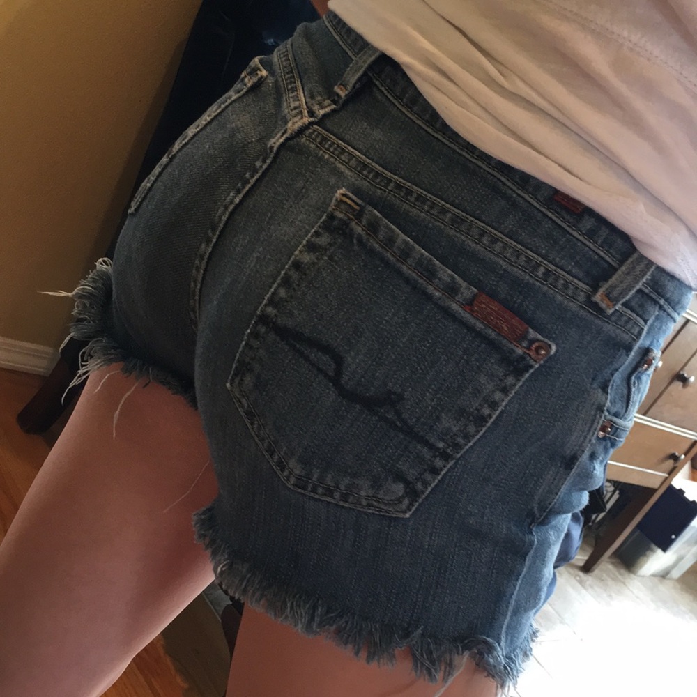 7 For All Mankind High Waisted Shorts - Picture 3 of 8